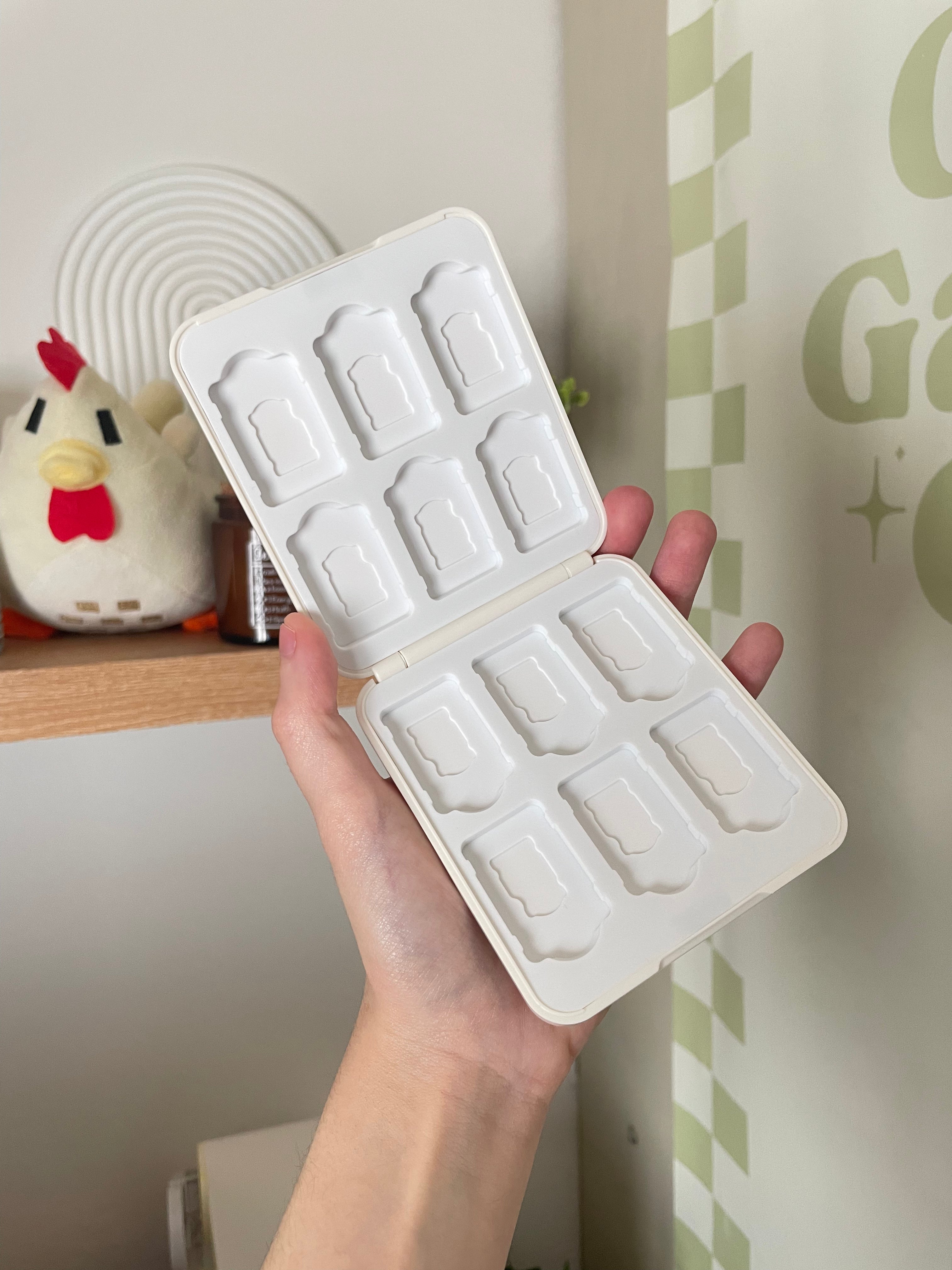 Cozy Girlie Game Card Box for Nintendo Switch