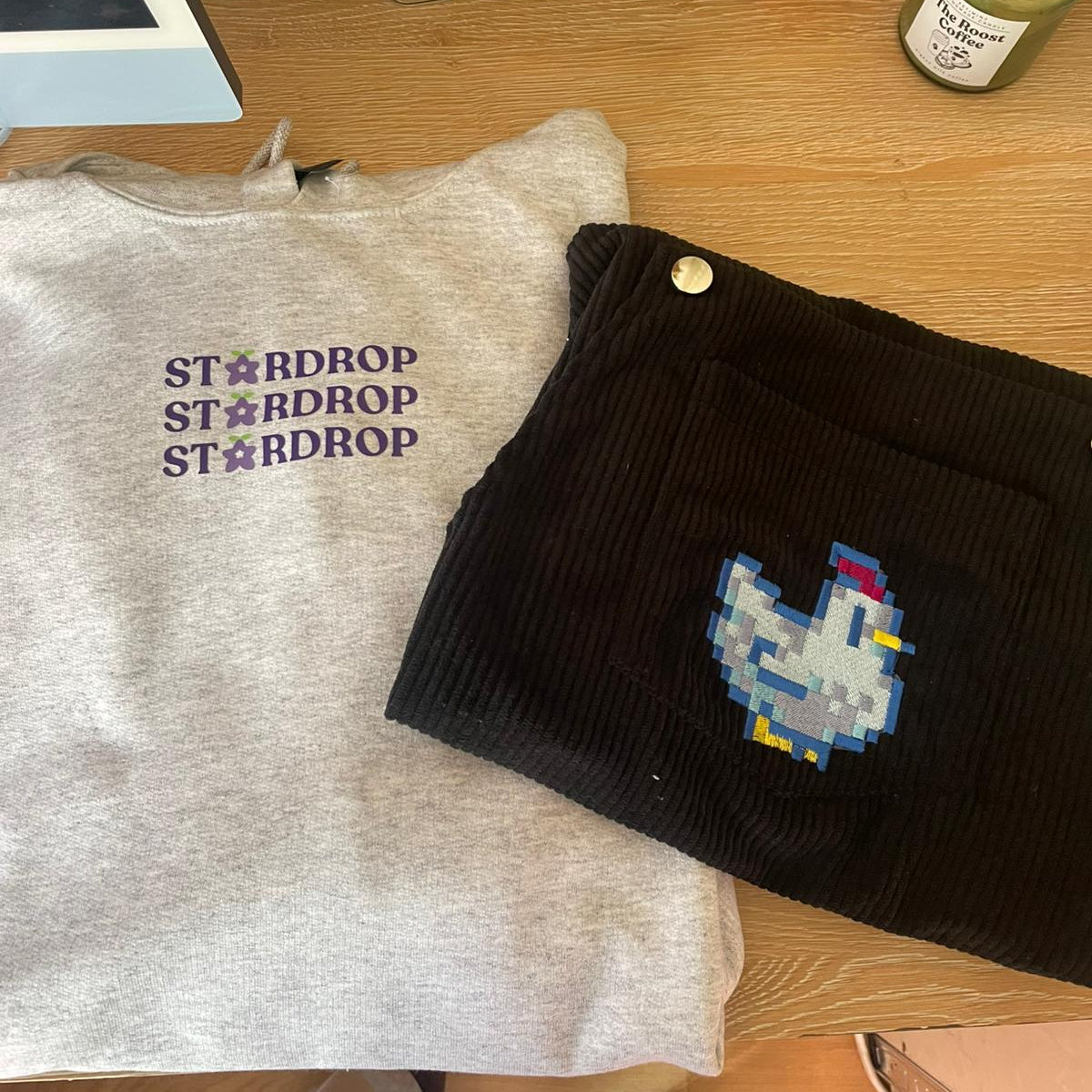 Pack Hoodie + Overalls Dress SIZE L