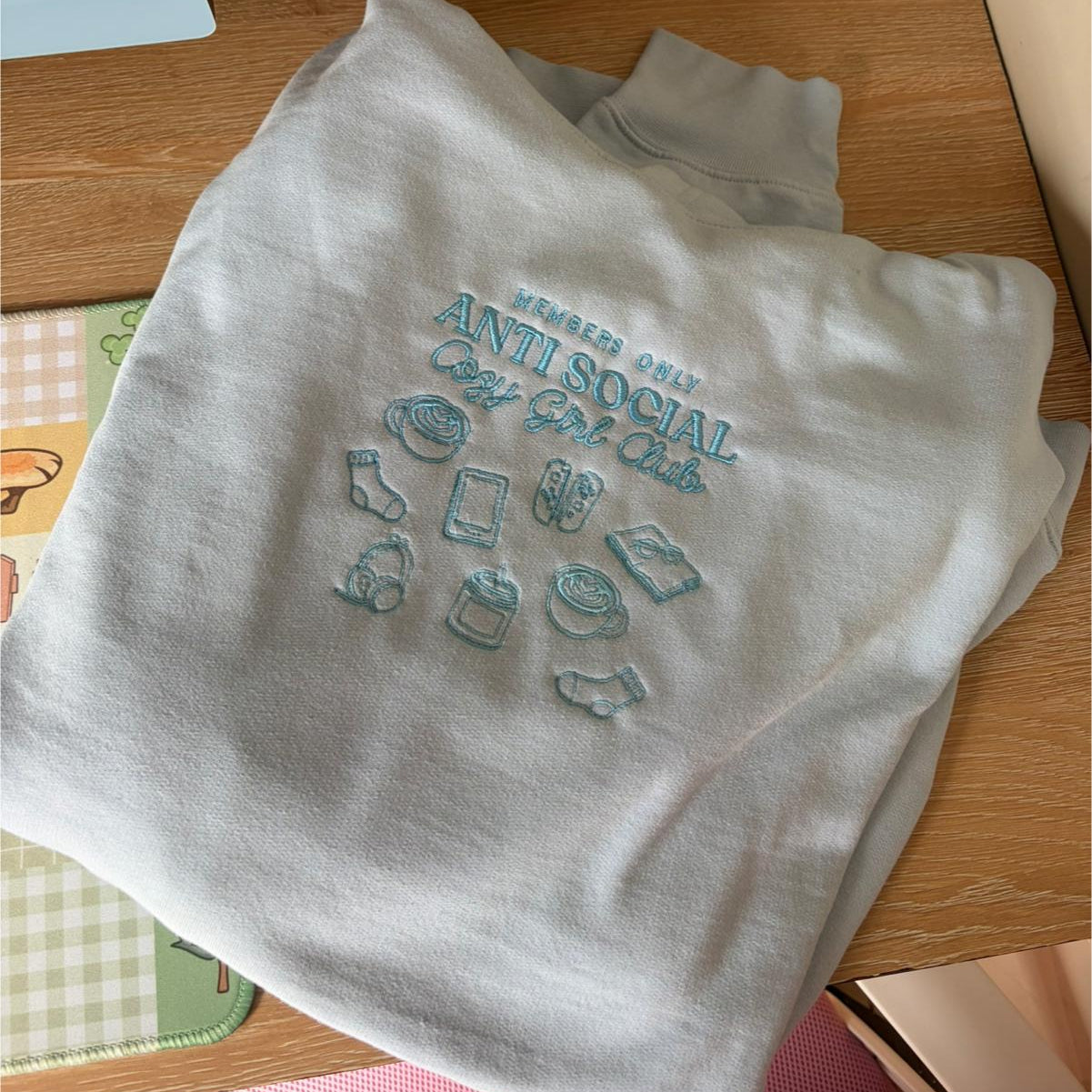 Hoodie antisocial cozy girl club Size XL EXCLUSIVE OOPSIE